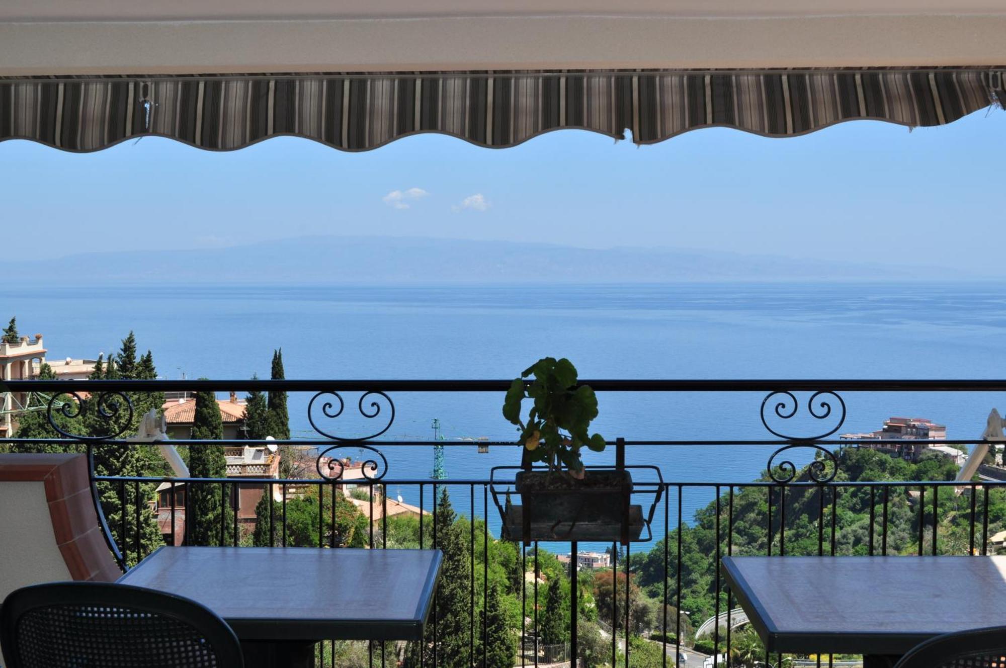 Hotel Condor Taormina Kültér fotó